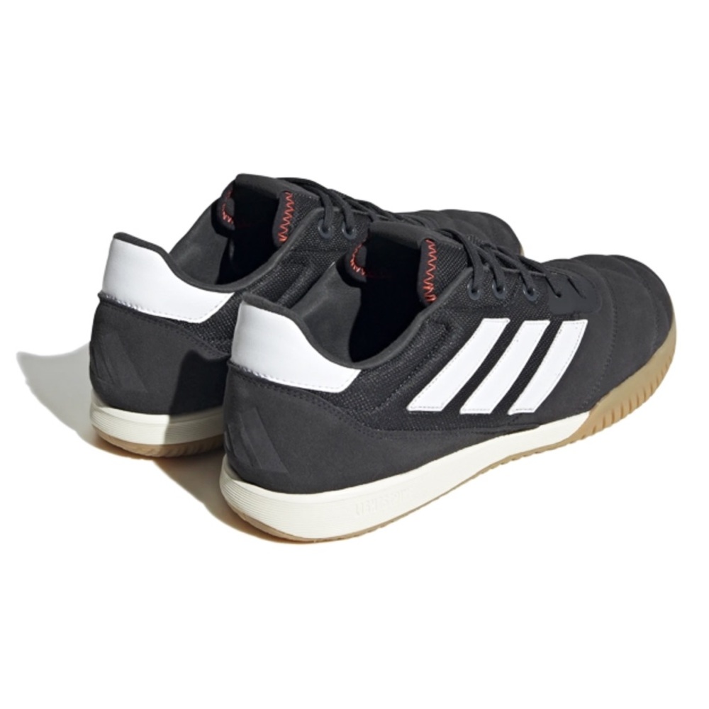 Brand new men’s 11.5 adidas cola gloro indoor soccer shoes.
